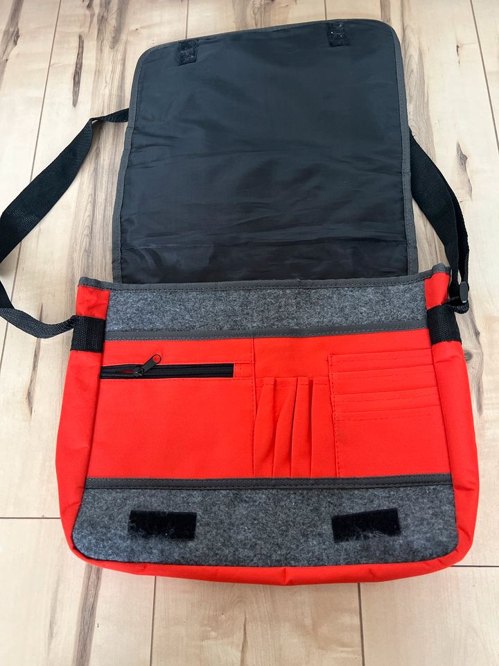 Hamburg Tasche Umhängetasche Rot Laptoptasche  Notebook in Leipzig