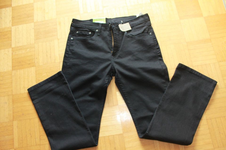 Levi's Bootcut-Jeans 527 SLIM BOOT CUT Gr.32-32(Neu) in Baden ...