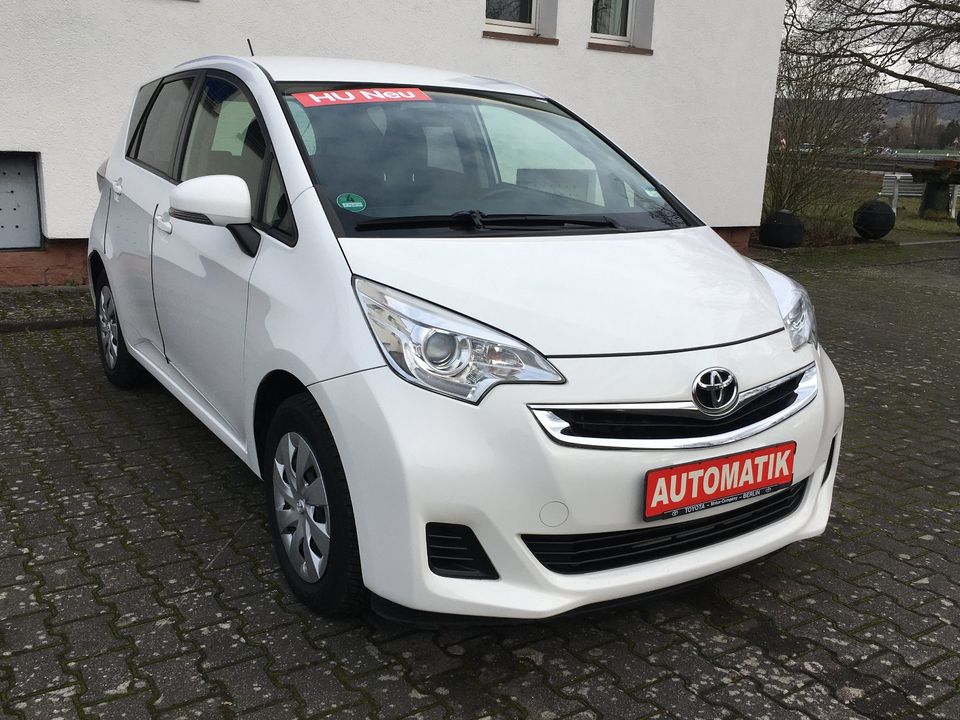 Toyota Verso-S 1.33 Automatik Life*erst 65tkm*1.Hand*TÜV NEU in Gelnhausen