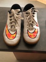 Fußball Schuhe Nike für die Halle  gr 35 Bayern - Eußenheim Vorschau