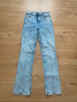 Bershka jeans highwaist straight Größe 32 blau neu Frankfurt am Main - Sachsenhausen Vorschau