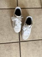 Puma Schuhe sneaker Mädchen Größe 34,5 Nordrhein-Westfalen - Freudenberg Vorschau