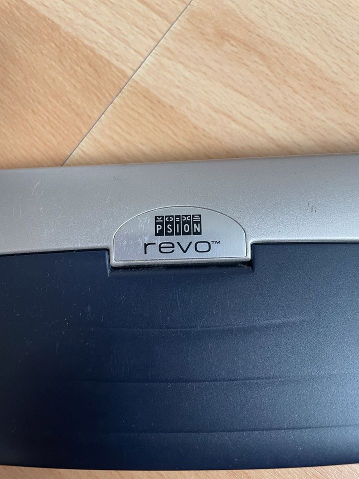 Psion Revio Taschenrechner in Jever