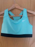 Nike Top Gr. 145-156/xs Niedersachsen - Lehre Vorschau
