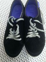 Crocs Wildleder Sneakers in Schwarz Gr.38-39 (W8) Nordrhein-Westfalen - Lippstadt Vorschau