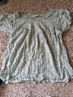 Sommershirt mit Blumenmuster Köln - Mülheim Vorschau