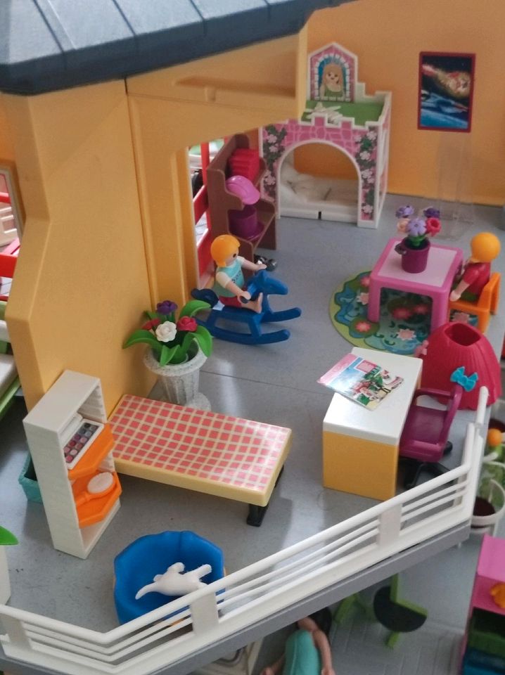City Life Playmobil Haus in Mömbris