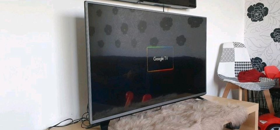 GOOGLE Chromecast mit Google TV (4K) mit fernseher LG 49 in Essen