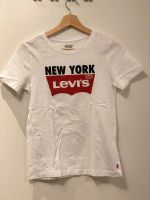 Levi’s T-Shirt weiß New York, Größe 164, keine Löcher oder Bayern - Germering Vorschau