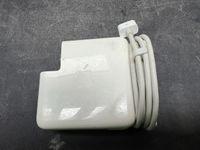 Apple Netzteil MagSafe, 60 W, quadratischer Anschluss Nordrhein-Westfalen - Erftstadt Vorschau