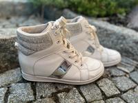Damenschuhe mit innenliegenden Absatz Gr. 41 Sachsen - Großweitzschen Vorschau