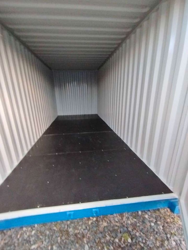 Gebrauchter Lagercontainer CONTAINEX 20 Fuß RAL 5010 in Berlin