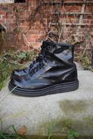 Dr.Martens England Stiefel Plateau Gothic Punk vintage hippie y2k Niedersachsen - Asendorf (bei Bruchhausen-Vilsen) Vorschau