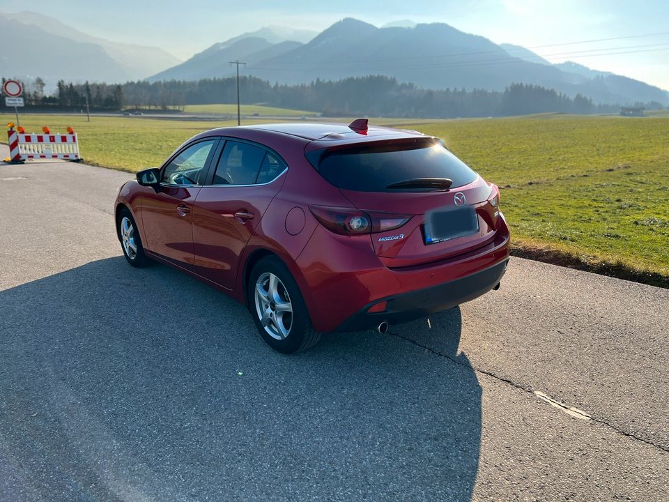 Mazda 3 2.2 3er Reihe in Frasdorf