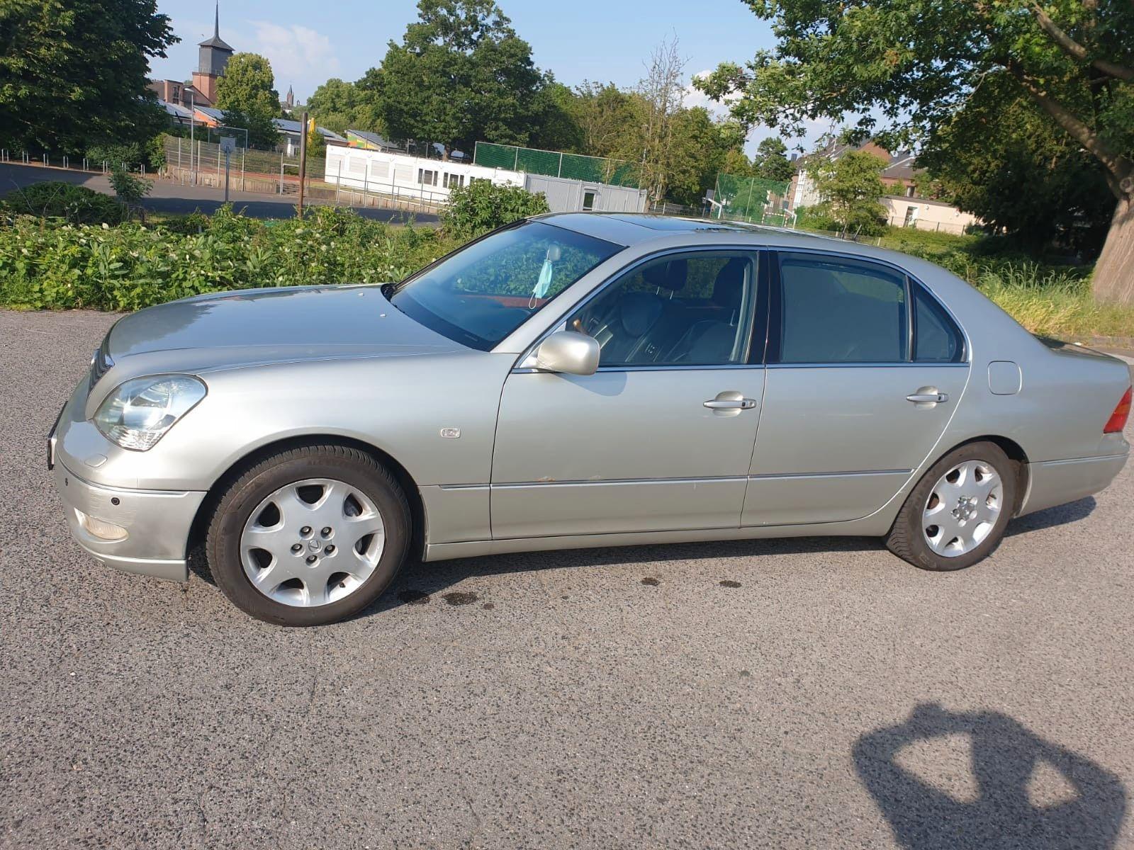 Abbildung des Autos Lexus LS 430 Vollausstat…