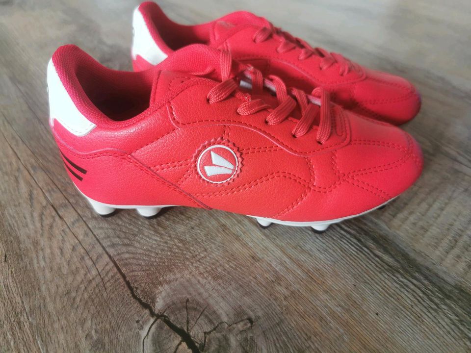 Jako Fussballschuhe rot Gr. 30 J-SFG SIGNATURE fire red/white in Rainau