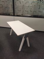 Tische mit weißer Tischplatte Berlin - Mitte Vorschau