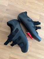 Shimano Fahrradschuhe Herren schwarz Gr 44 Hessen - Liederbach Vorschau