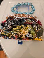 Vintage Schmuck:Ketten/Colliers im Set Berlin - Charlottenburg Vorschau