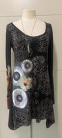 Kleid in Größe M von Desigual Nordrhein-Westfalen - Leverkusen Vorschau