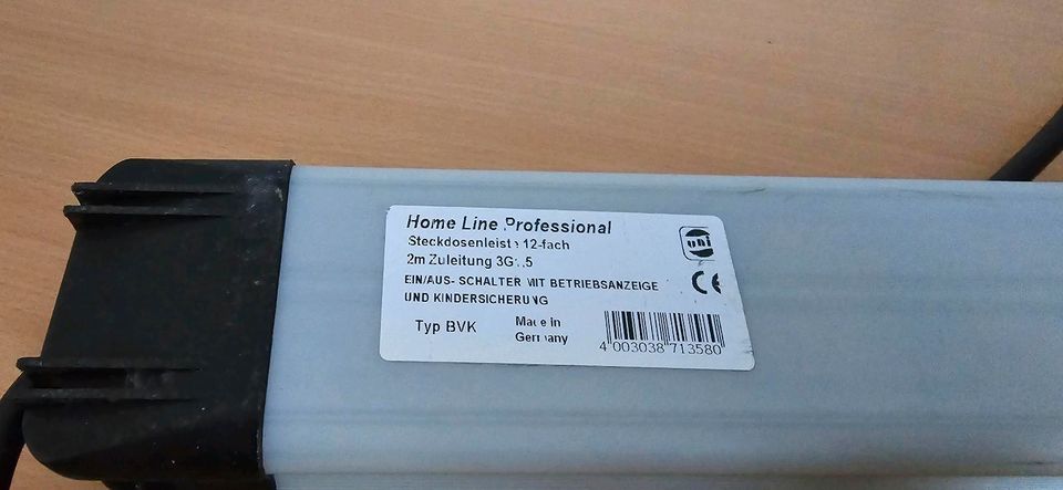 12 fach Steckdosenleiste 2m Kabel Sockelleiste Stromkabel in Steinen