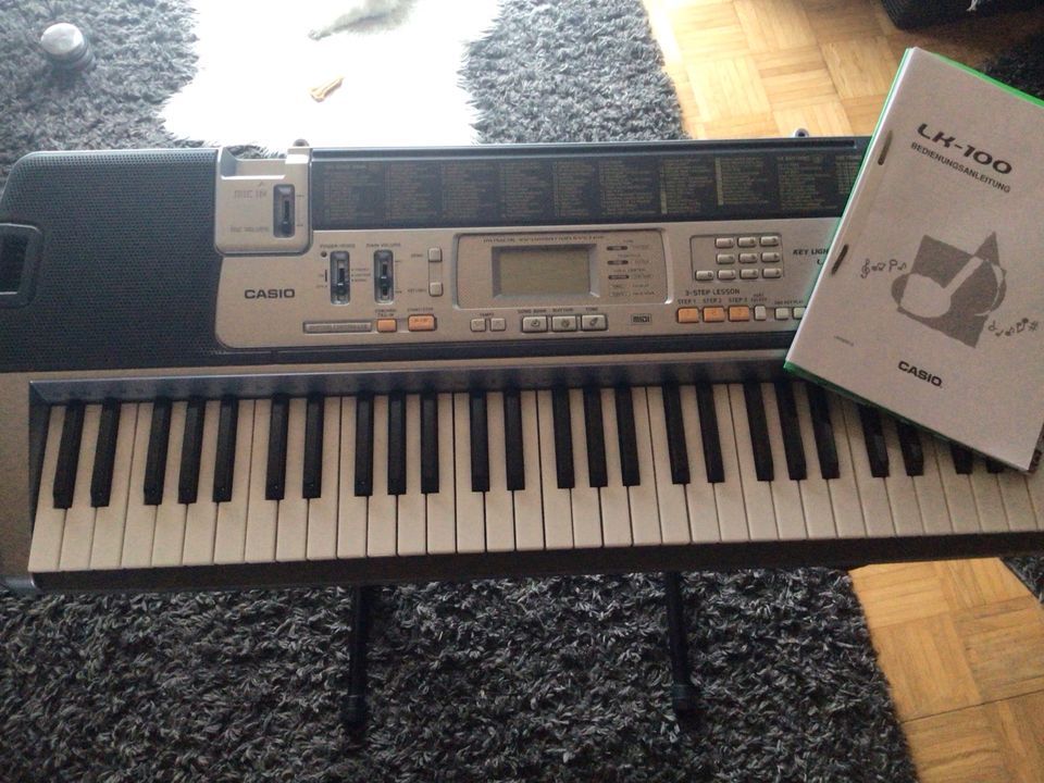 Keyboard Casio LK-100 in Horstedt bei Husum, Nordsee