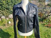 S. Oliver Echtleder Bikerjacke schwarz Gr. M Lederjacke zeitlos Bochum - Bochum-Süd Vorschau