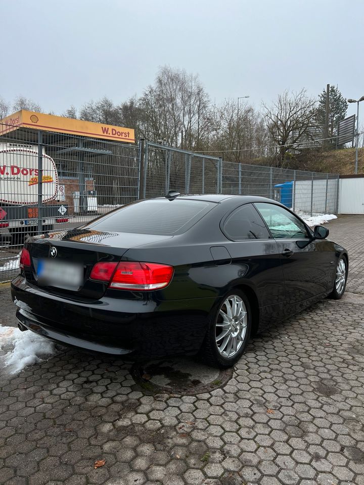 BMW E92 Coupé 3.20D in Zella-Mehlis