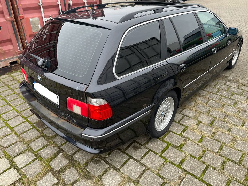 BMW e39 touring Fenster chrom leisten keine shadowline in Lutherstadt Wittenberg