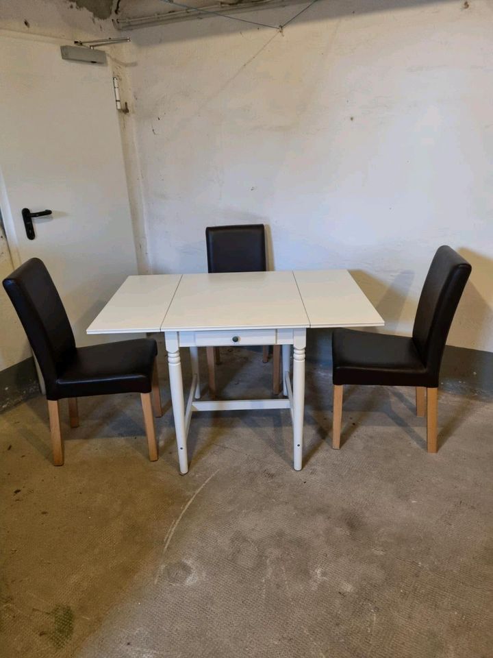 3 x Küchenstühle und Klapptisch  Tisch mit Seitenklappen in Koblenz