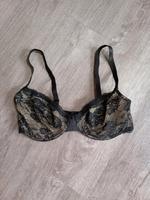 BH, beige mit schwarzer Spitze, neu, 85D Niedersachsen - Otter Vorschau