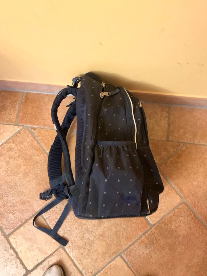 Rucksack,Schulmappe Top Modell gratis Federtasche in Perleberg