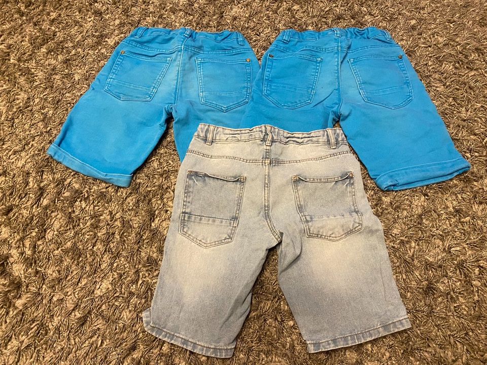 Kurze Hosen Set Jeans Gr. 146 Jungsshorts in Vilgertshofen