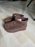 UGG Schuhe Boots Stiefel Gr.36 NEU Hannover - Ricklingen Vorschau
