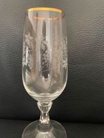 30 Gläser Konvolut Weinlaubmotiv mit Goldrand gebraucht retro Nordrhein-Westfalen - Lüdinghausen Vorschau