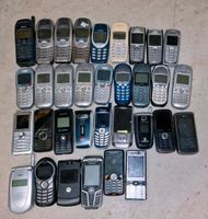 Handys retro nokia sony samsung Motorola Nordrhein-Westfalen - Bergisch Gladbach Vorschau