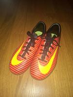 Fußballschuhe NIKE Gr.  38.5 Baden-Württemberg - Sachsenheim Vorschau