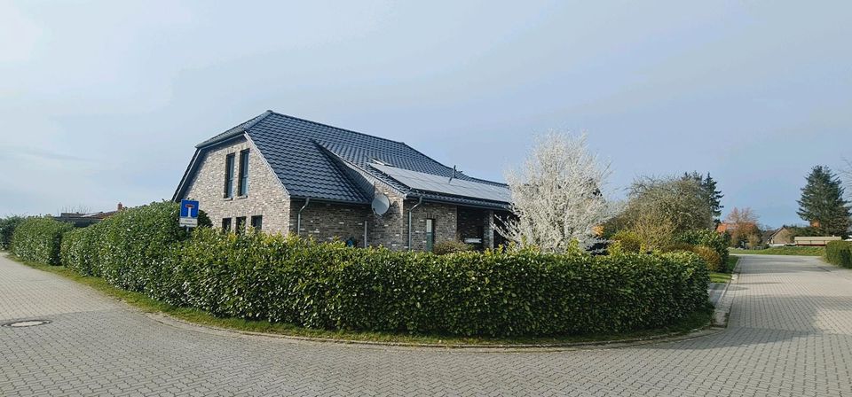 Exklusives Einfamilienhaus ca. 300m2 in Hankensbüttel