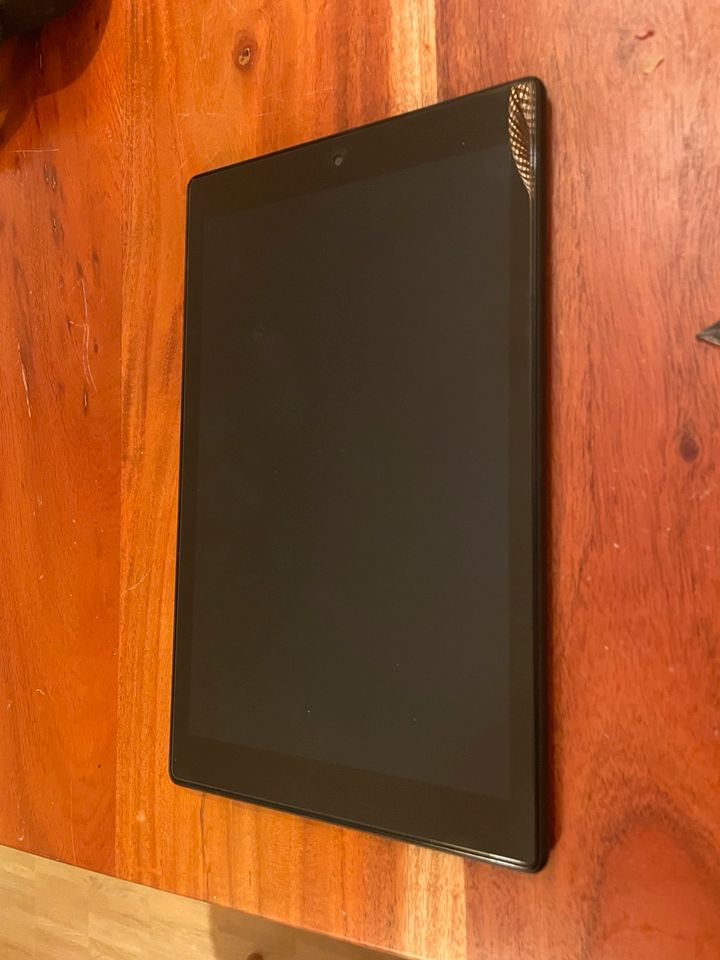 Tablet Amazon m2v3r5, mit Hülle in Göttingen