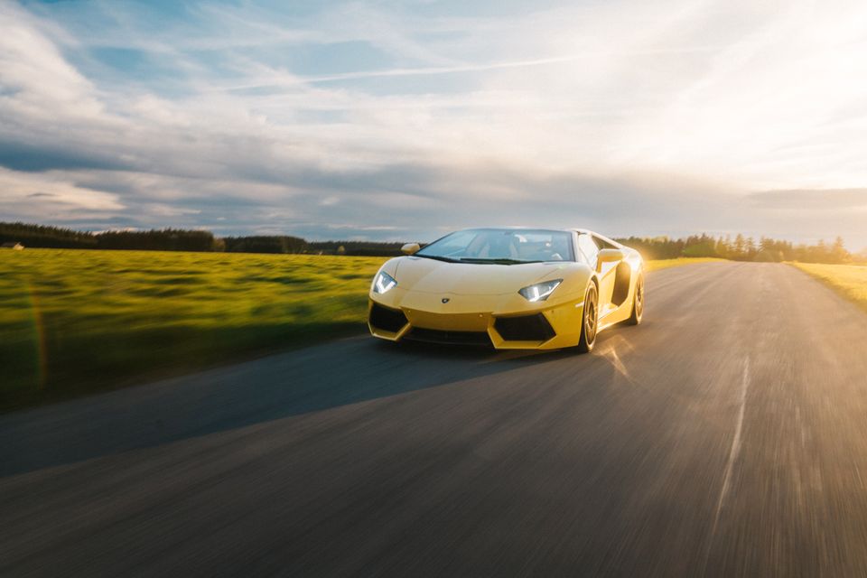 Lamborghini Aventador LP700 fahren Sportwagen mieten Hochzeitauto in Mindelheim