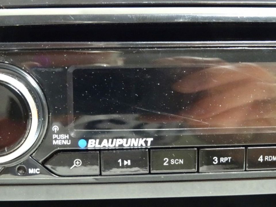 Blaupunkt Milano 170 BT Autoradio schwarz Bluetooth TOP Zustand in Neuenkirchen