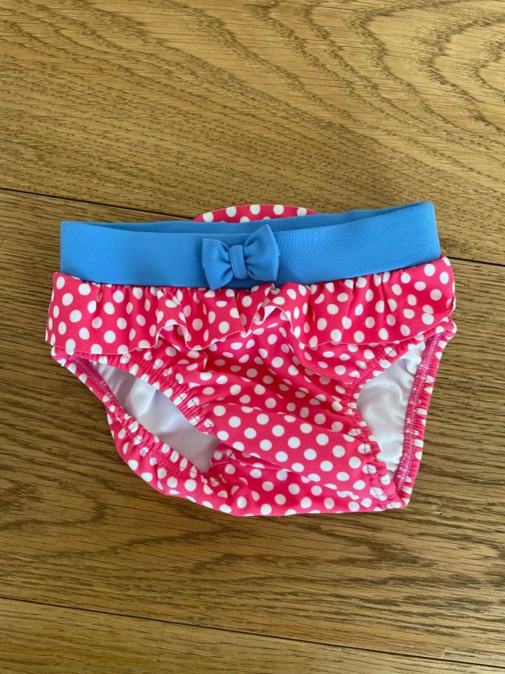 Badehose | Steiff | rosa Punkte weiß blaue Schleife | 74 cm in Wöllstein