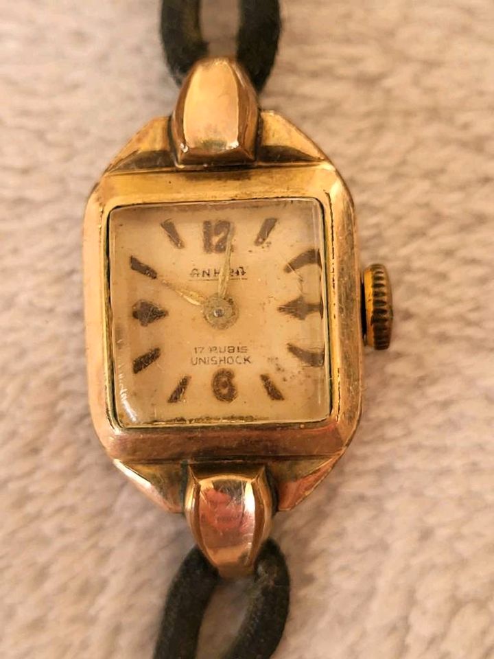 Vintage Exquisit Damen mechanische Uhr in Stadthagen