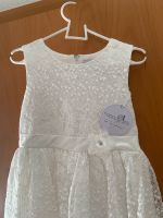 Kleid Mädchen - weiß mit Spitze (Nie getragen) Gr. 104 Sachsen-Anhalt - Magdeburg Vorschau