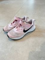 Sportschuhe Mädchen Nike Größe 33 rosa Kr. Passau - Passau Vorschau