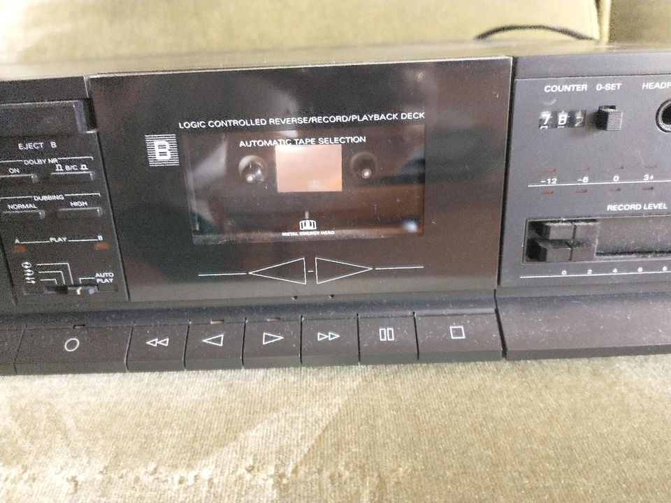 Grundig Doppel Kassetten Deck TWIN CASSETTE DECK CCF 8300 MKII in Hannover