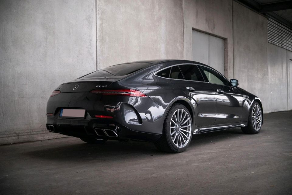 Miete diesen Mercedes-Benz AMG GT63 4 türer bereits ab 299€ in Weiterstadt