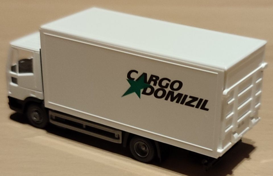 266 Wiking - Iveco LKW "Cargo Domizil" in Hambergen