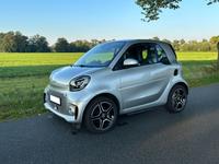 Smart EQ ForTwo coupé 60kW in silber 22kW Schnelllader Münster (Westfalen) - Coerde Vorschau