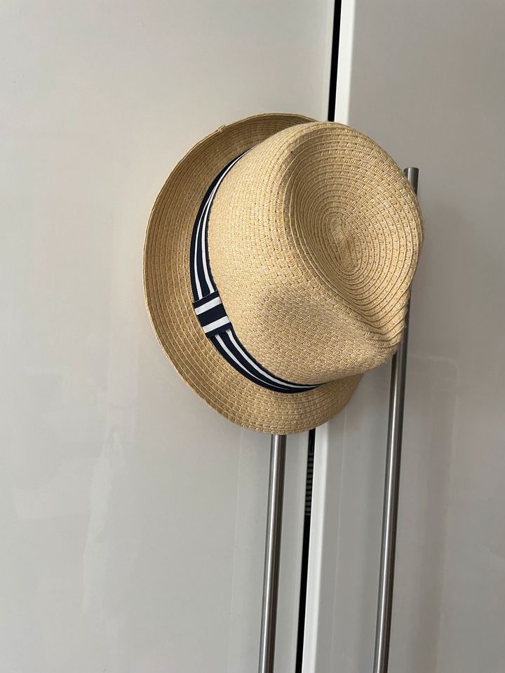Süßer Hut für den Sommer in München